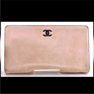 Chanel Camellia Flower Light Powder Pink Lambskin Flip Wallet